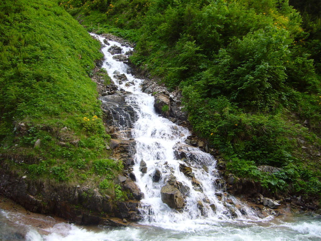 Yedigoller Hotel & Restaurant Узунгель Экстерьер фото